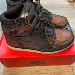 Nike Women's High-Top Sneakers in Black and Red